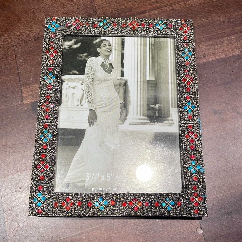 Colorful Beaded Photo Frame - Picture 4 of 7